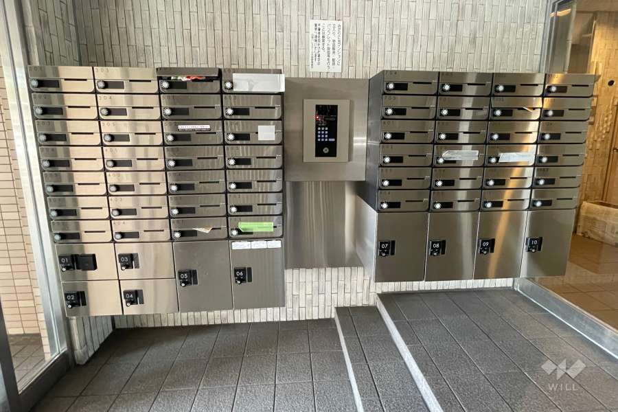 宅配ボックスと共用ポスト