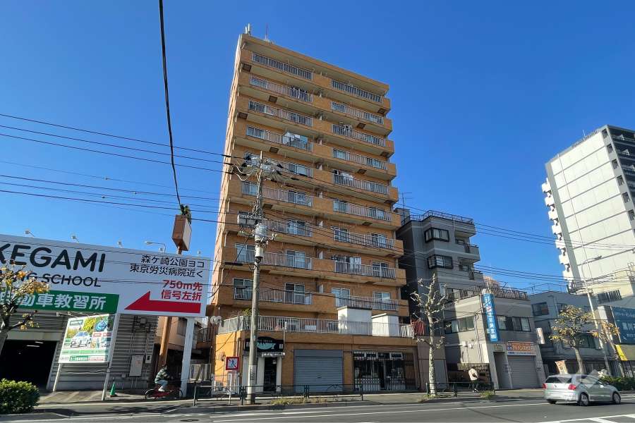 レインボーＢ大森の外観（東側から）