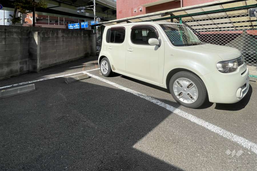 敷地内駐車場（屋外平面式）