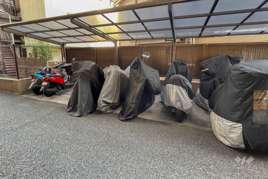 バイク置場