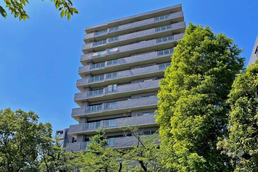 ルモンド平和の森の外観（南東側から）