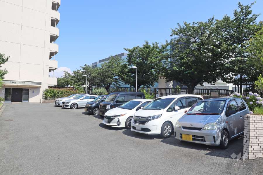 敷地内駐車場（屋外平面式）