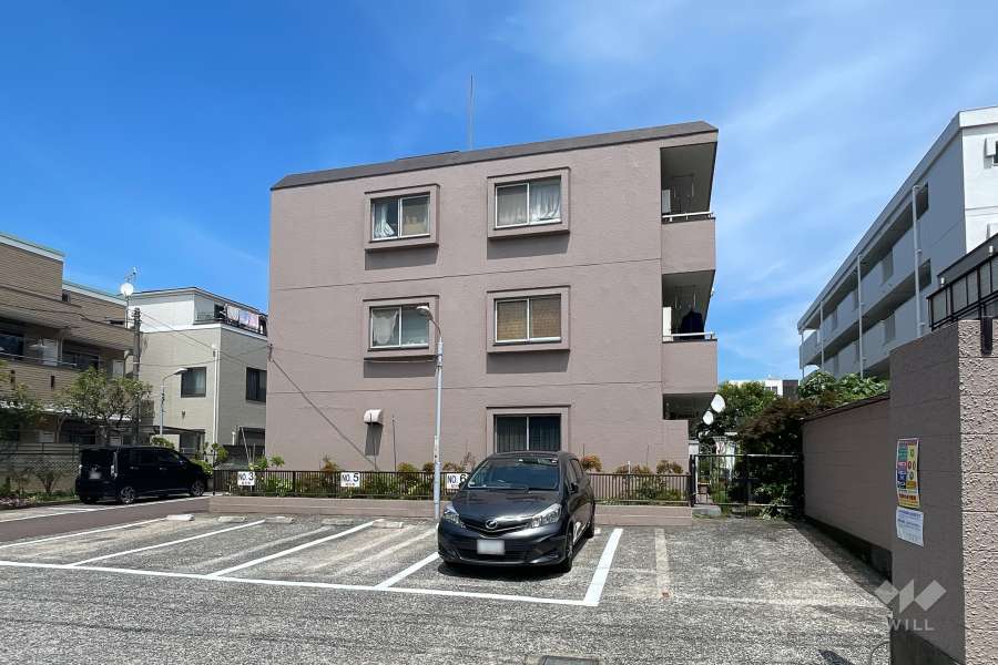 ライオンズマンション大森南の外観（南西側から）