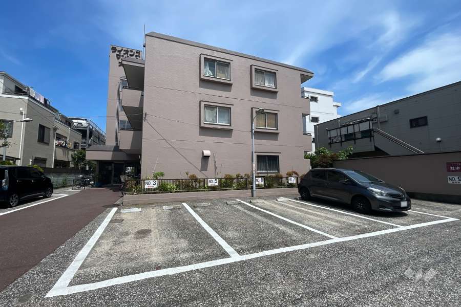 ライオンズマンション大森南の外観（北西側から）