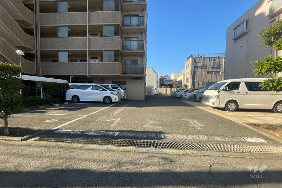 敷地内駐車場（屋外平面式）