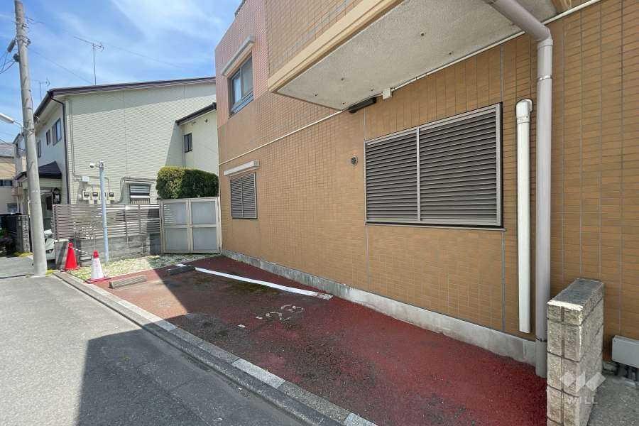 敷地内駐車場（屋外平面式）