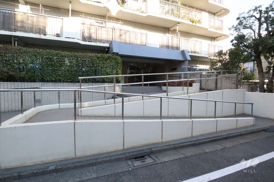 エントランスアプローチ