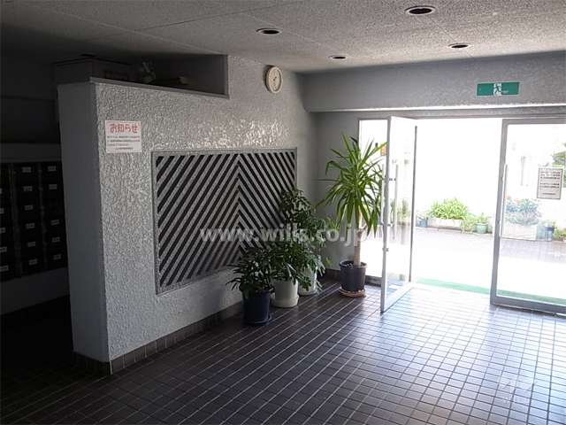 エントランスホール