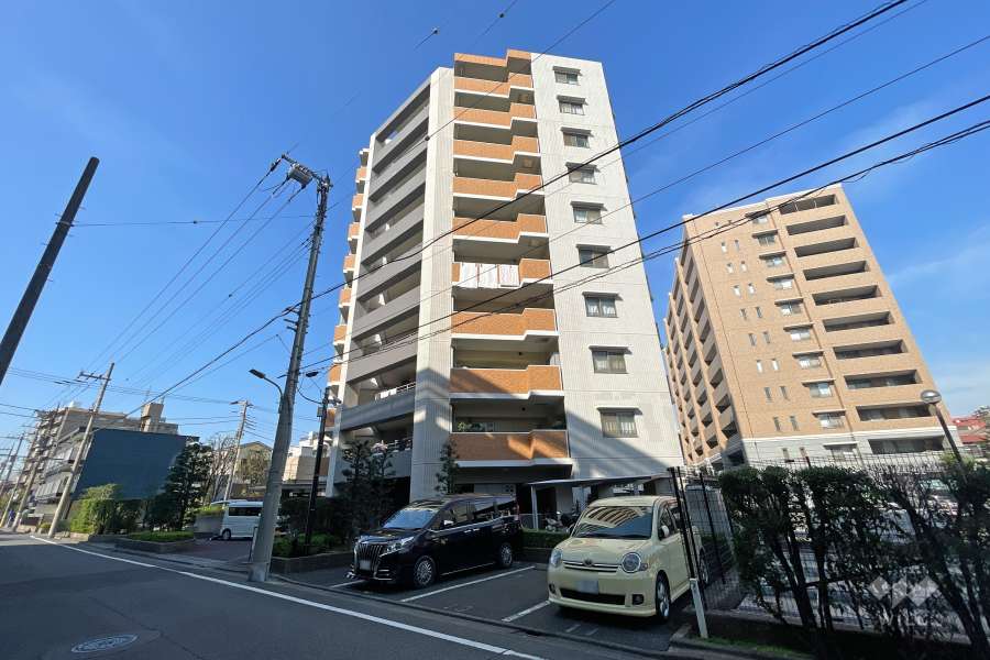 エンゼルブレッサ大森南3の外観（南東側から）