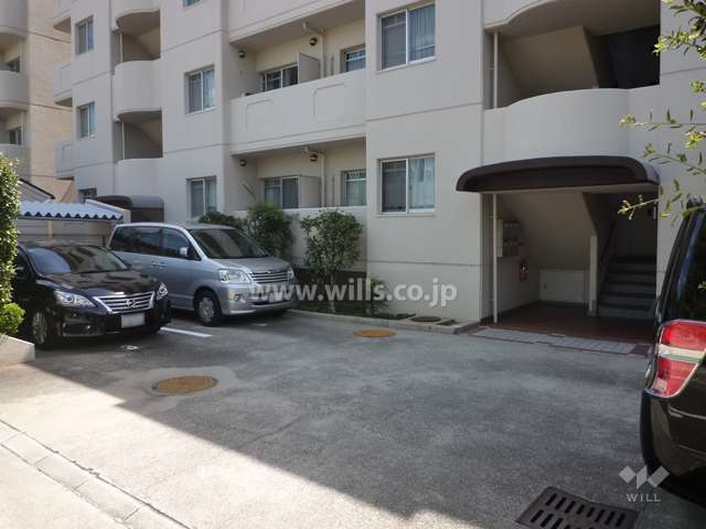 敷地内駐車場（屋外平面式）