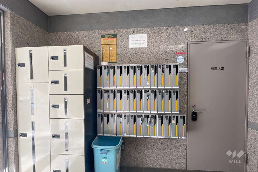 共用ポストと宅配ボックス