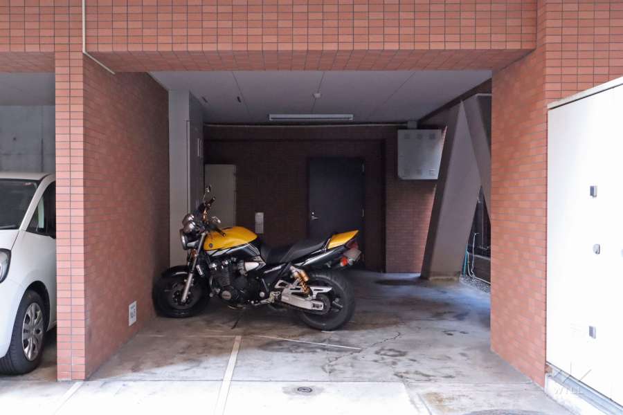 バイク置き場
