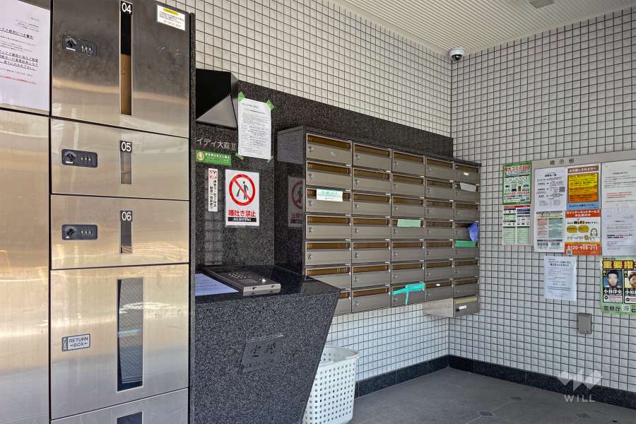 エントランス内