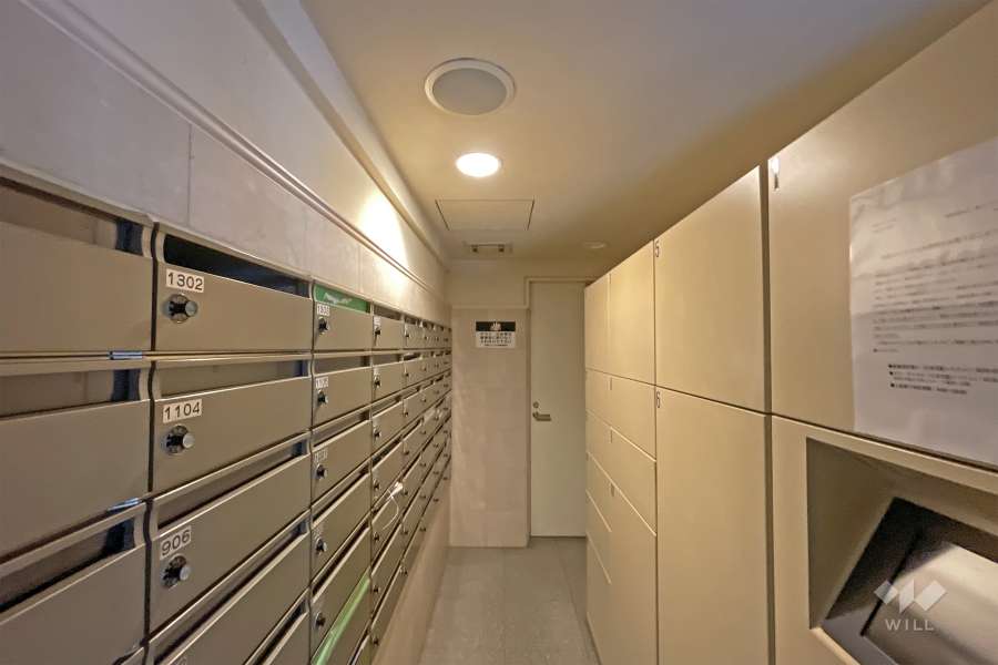 共用ポストと宅配ボックス