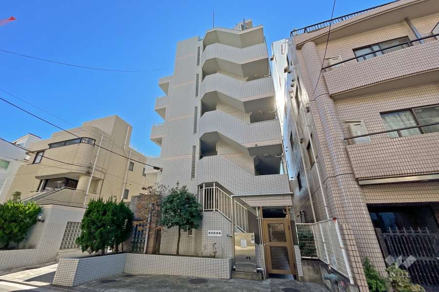 ハイタウン大森第3の外観（北側から）