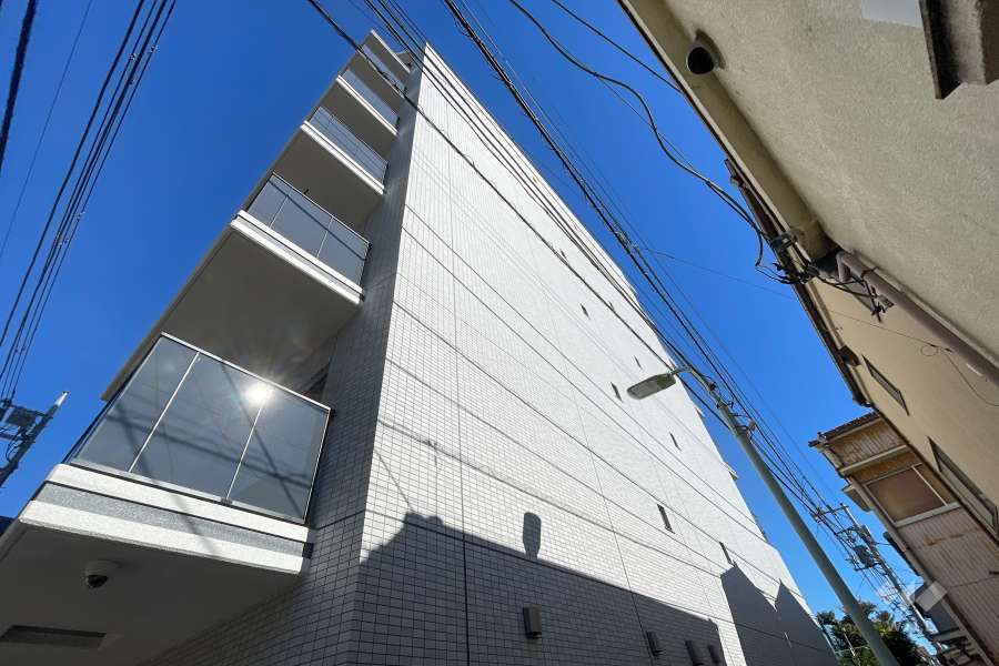 シーンズ大森パークサイドの外観（南東側から）