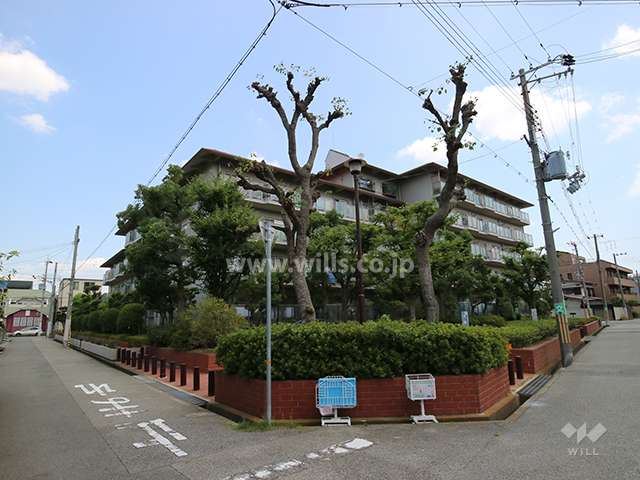 甲子園口グリーンハイツの外観(南西側から)