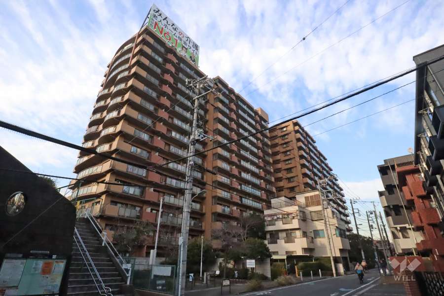 エンゼル大森グランディアの外観(南東側から)