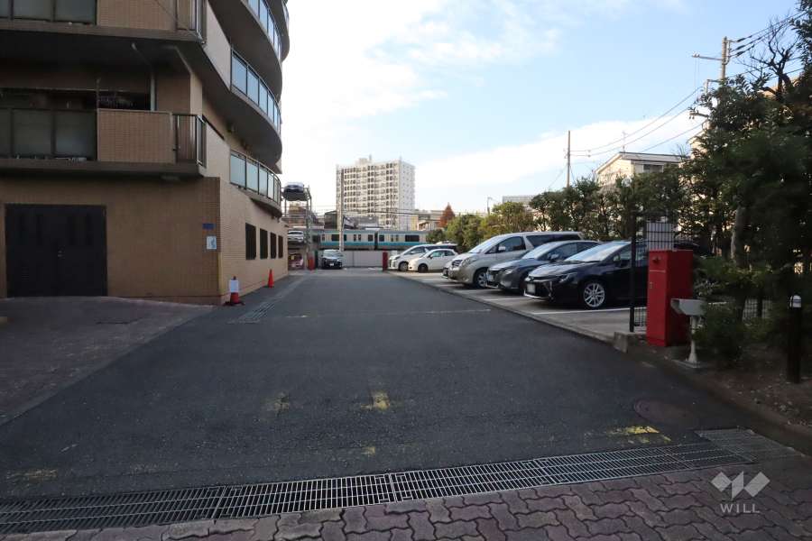 敷地内駐車場（屋外機械式）