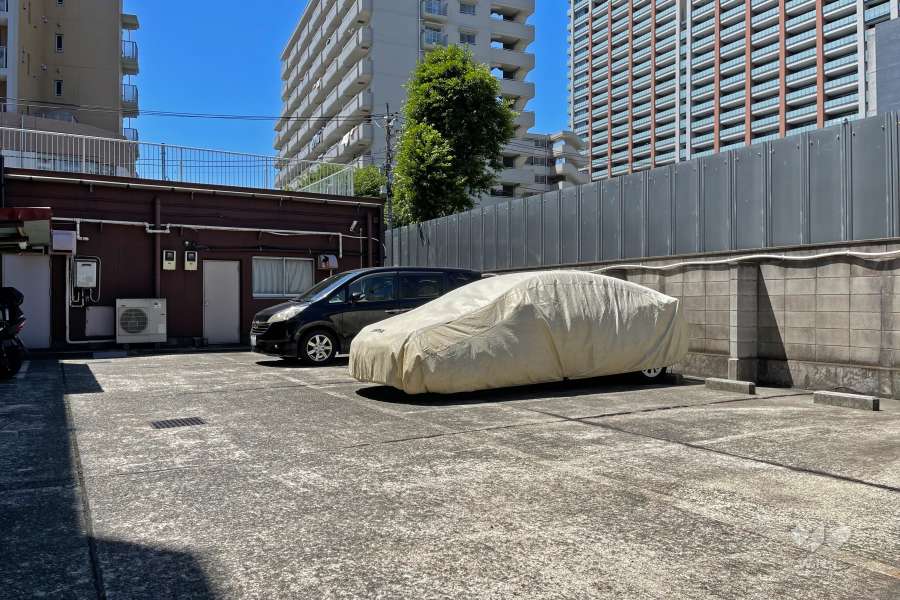 敷地内駐車場（屋外平面式）