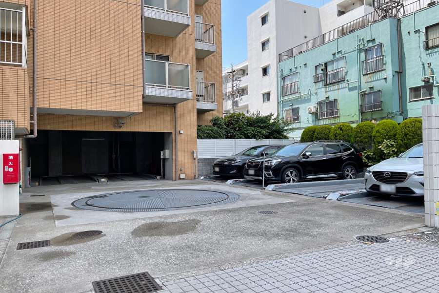敷地内駐車場（屋外機械式）　　　