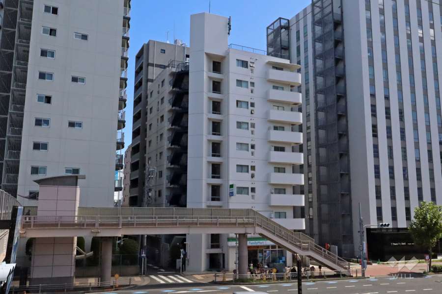 エイト大森ハイツの外観（西側から）