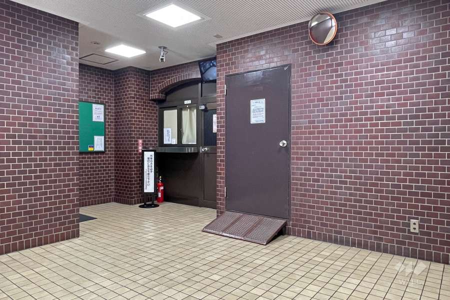 エントランスホール