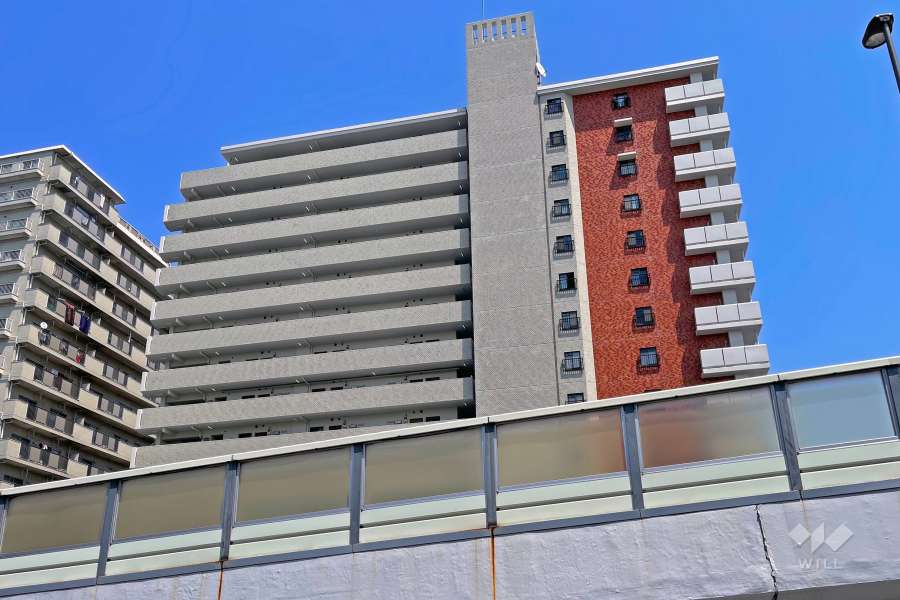 大森本町ハイツの外観（南西側から）