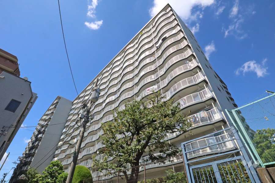 大森ハイツ（大森本町）の外観(南東側から)