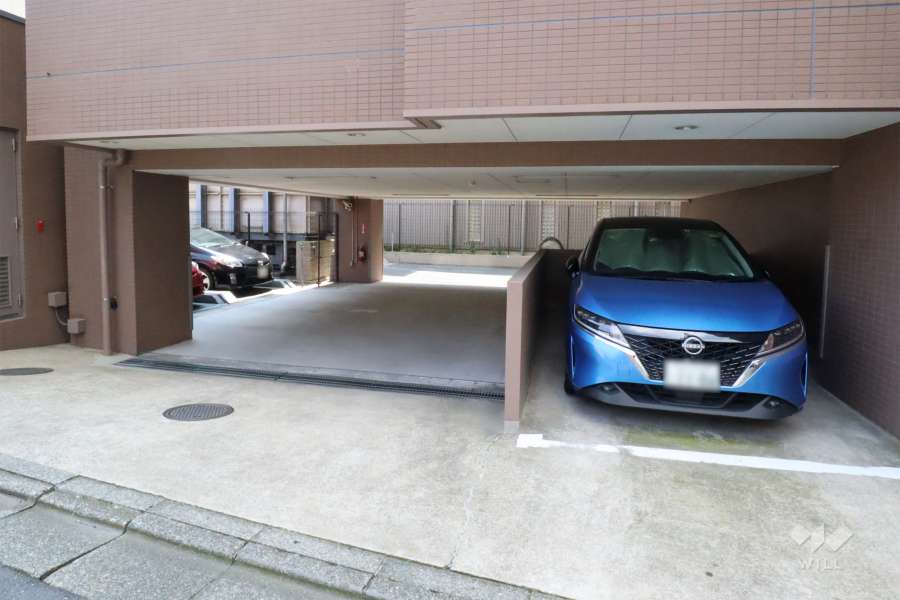 敷地内駐車場（屋内平面式）　