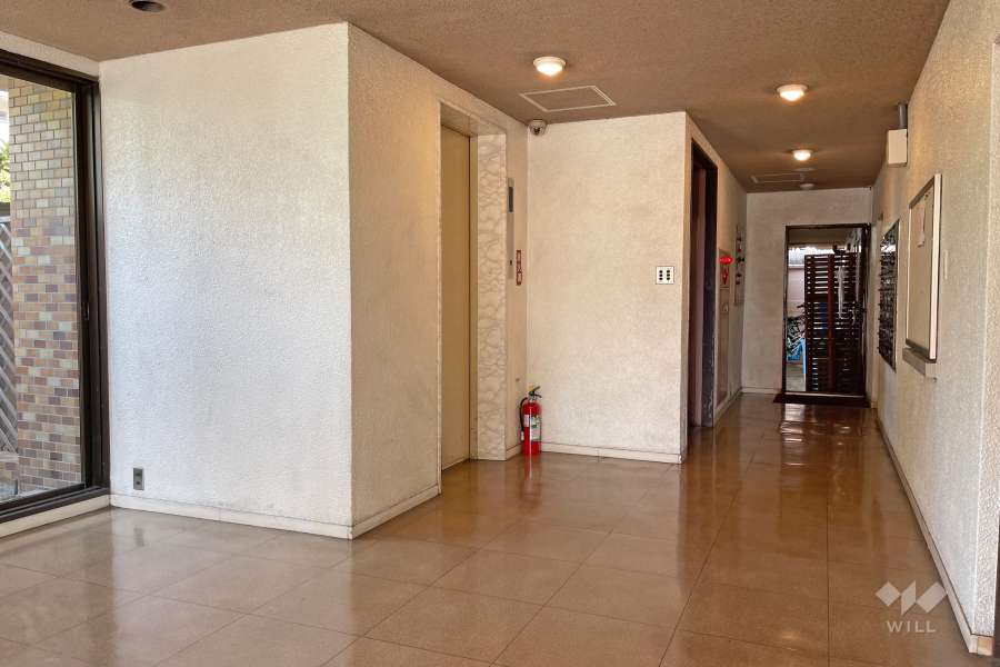 エントランスホール