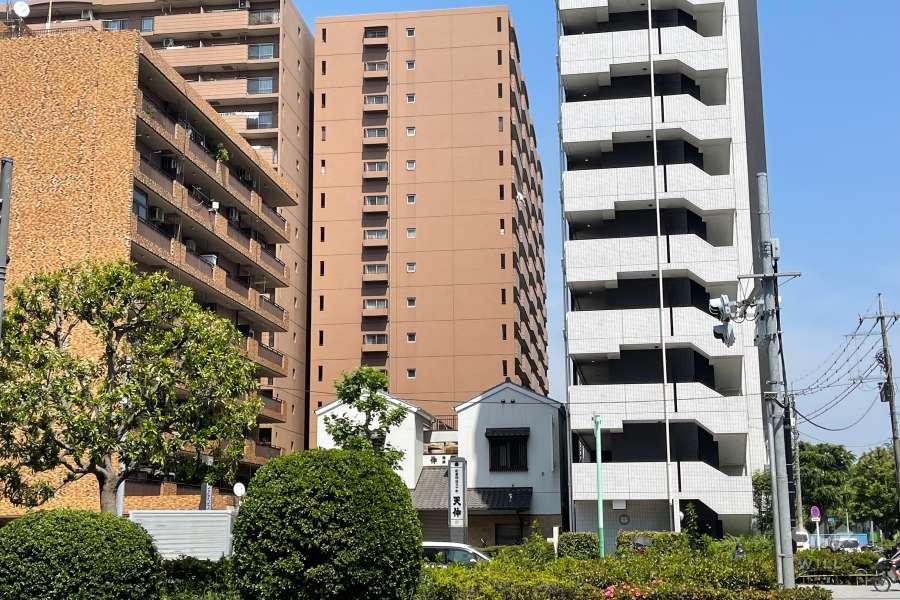 大森海岸パークハウスE棟の外観（南西側から）