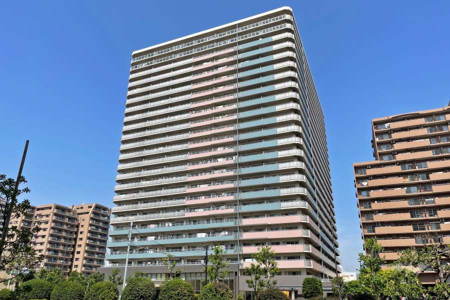 東京マスタープレイスの外観（南西側から）