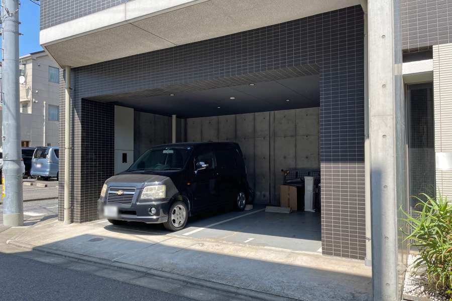 敷地内駐車場（屋内平面式）