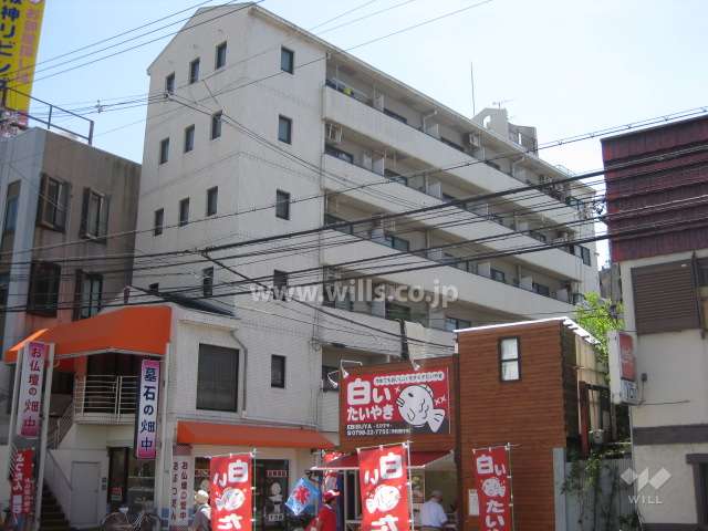 サンロイヤル西宮の外観（北西側から）