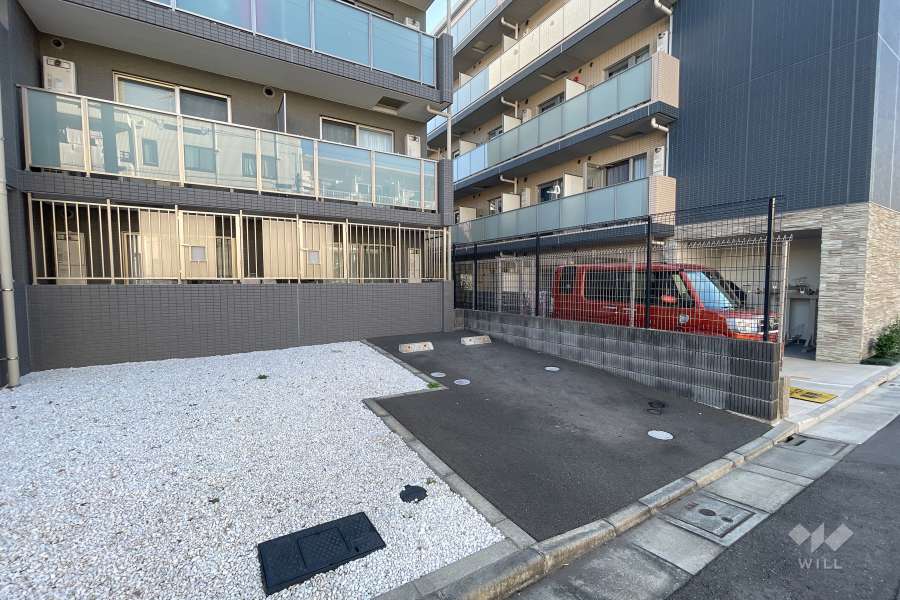 敷地内駐車場（屋外平面式）