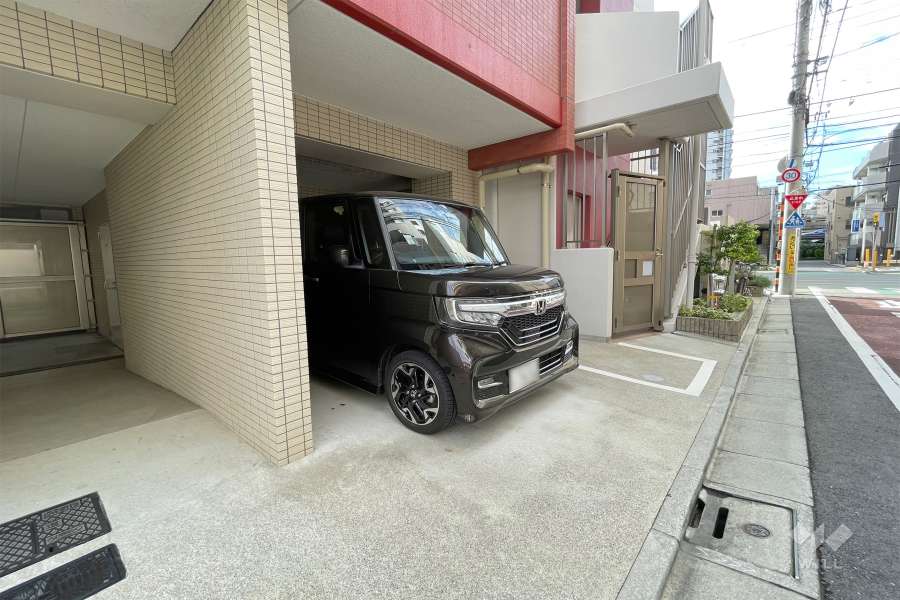 敷地内駐車場（屋内平面式）