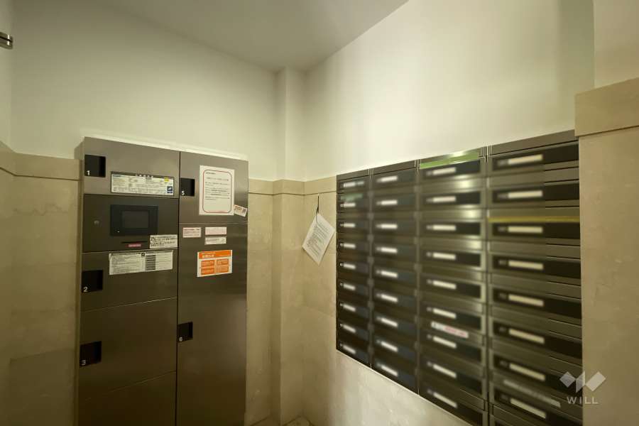 宅配ボックスと集合ポスト