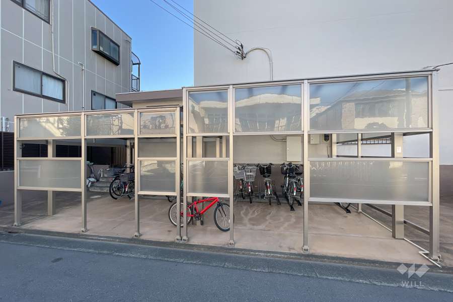 駐輪場（屋根付き）