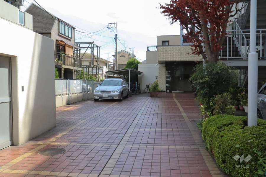 エントランスアプローチ