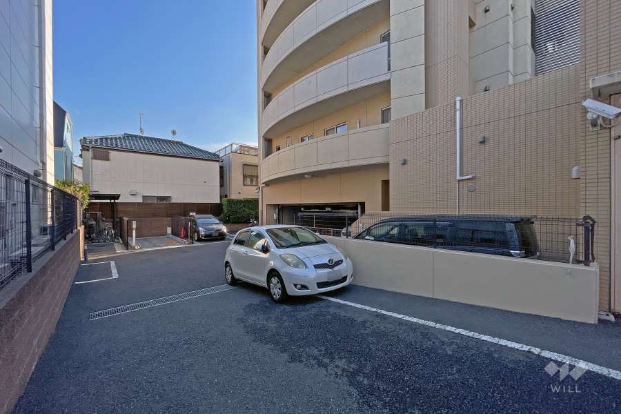 駐車場の出入り口