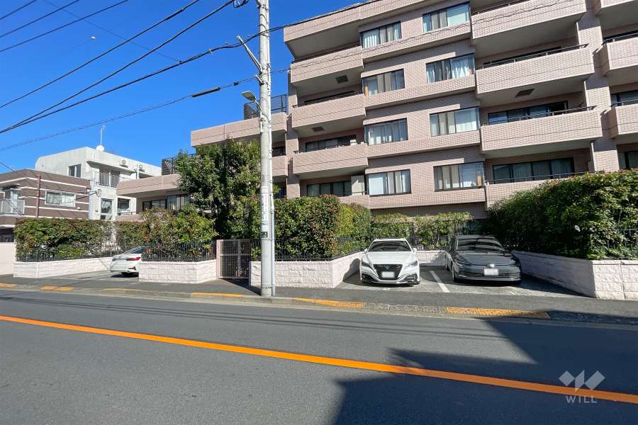 敷地内駐車場（屋外平面式）