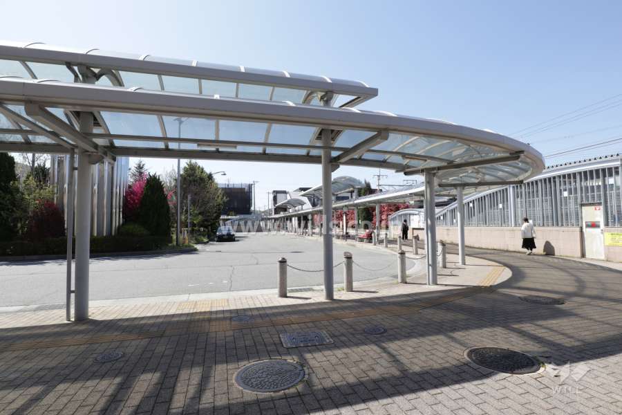 JR「中山寺」駅のロータリー