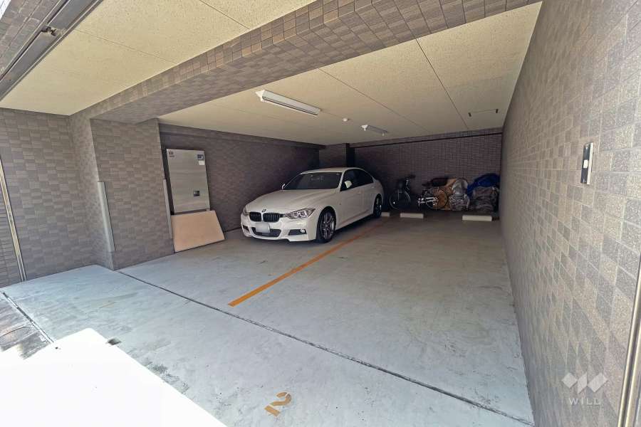 敷地内駐車場（屋内平面式）