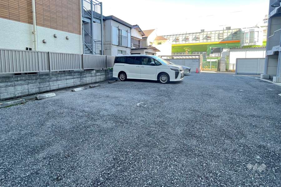 敷地内駐車場（屋外平面式）