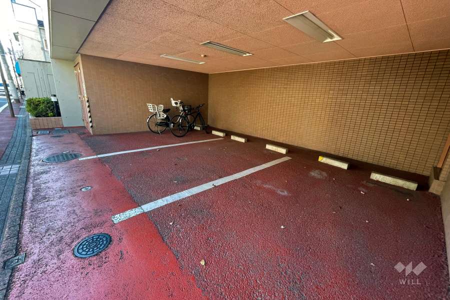 敷地内駐車場（屋内平面式）