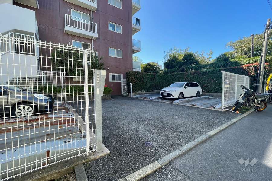 敷地内駐車場（屋外機械式）