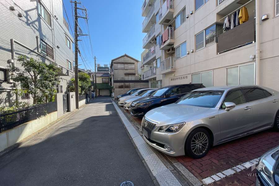 敷地内駐車場（屋外平面式）