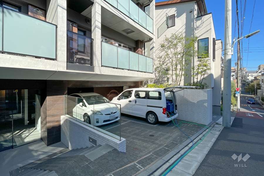 敷地内駐車場（屋外平面式）