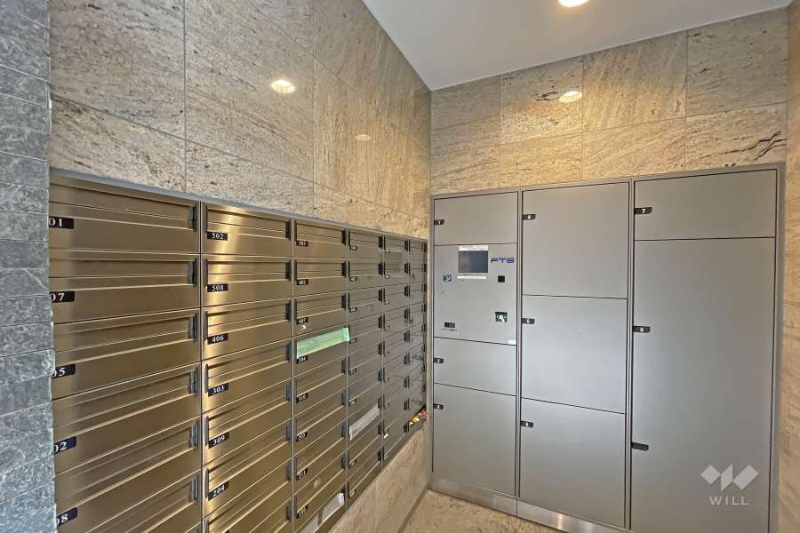 共用ポストと宅配ボックス　